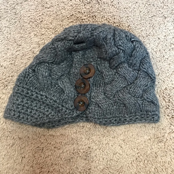 Winter hat - Picture 2 of 4